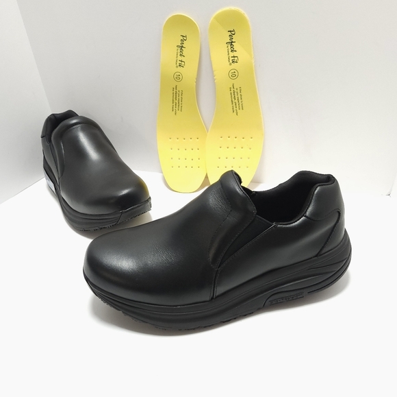 Gravity Defyer GDefy Compass 2.0 Mens Shoes Size 10 Black Leather Non Slip - Picture 1 of 7